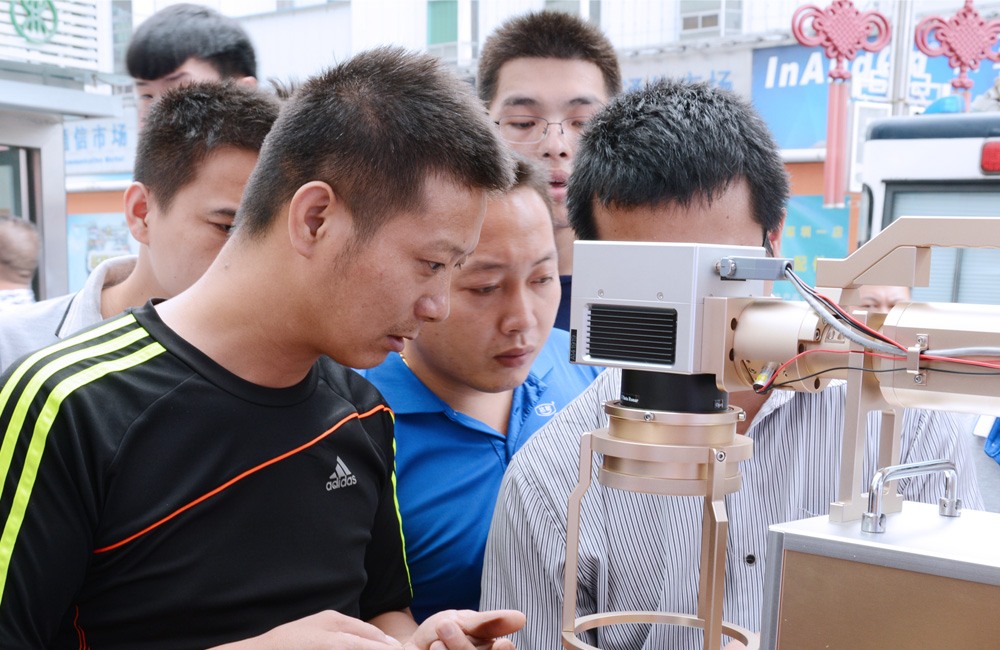 Ideeda tech appeared again at Huaqiang North, hot scene mani - photo 4